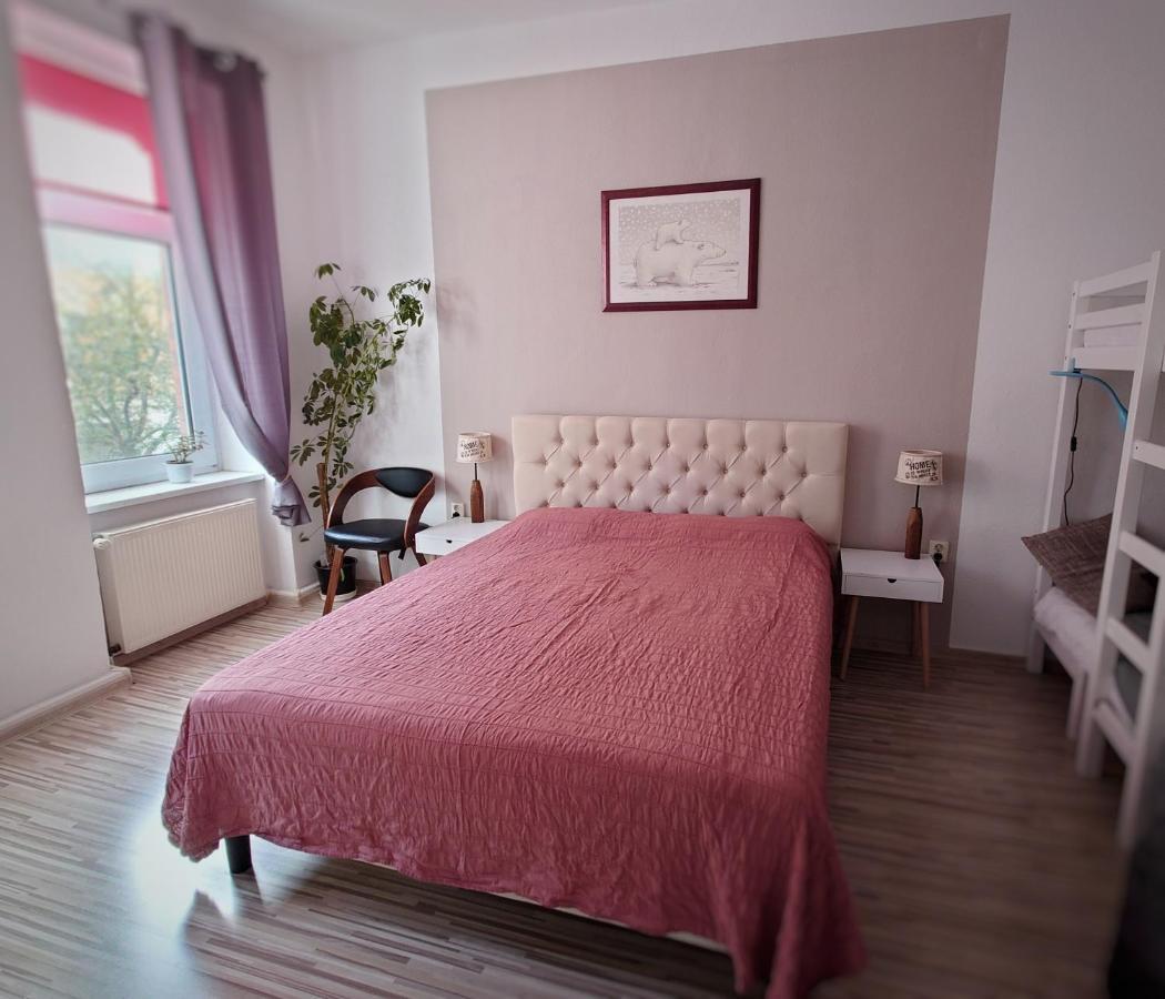 Flat In Neo Country Style Aus Gruenderzeit Bis 6 Person Apartment Leipzig Ngoại thất bức ảnh